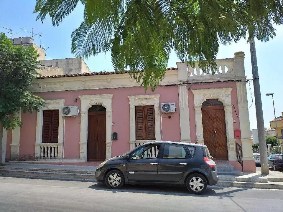 Casa vacanze Pink Liberty House Villa Santa Croce Camerina Italia